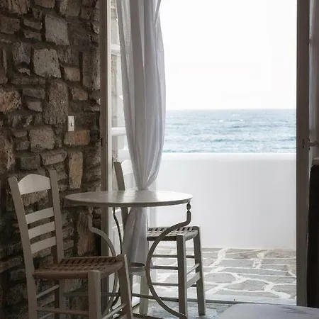 فندق Tsoukalia Beach 3*