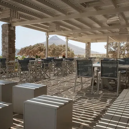 Tsoukalia Beach فندق Isterni (Paros)