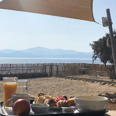 فندق Tsoukalia Beach 3*